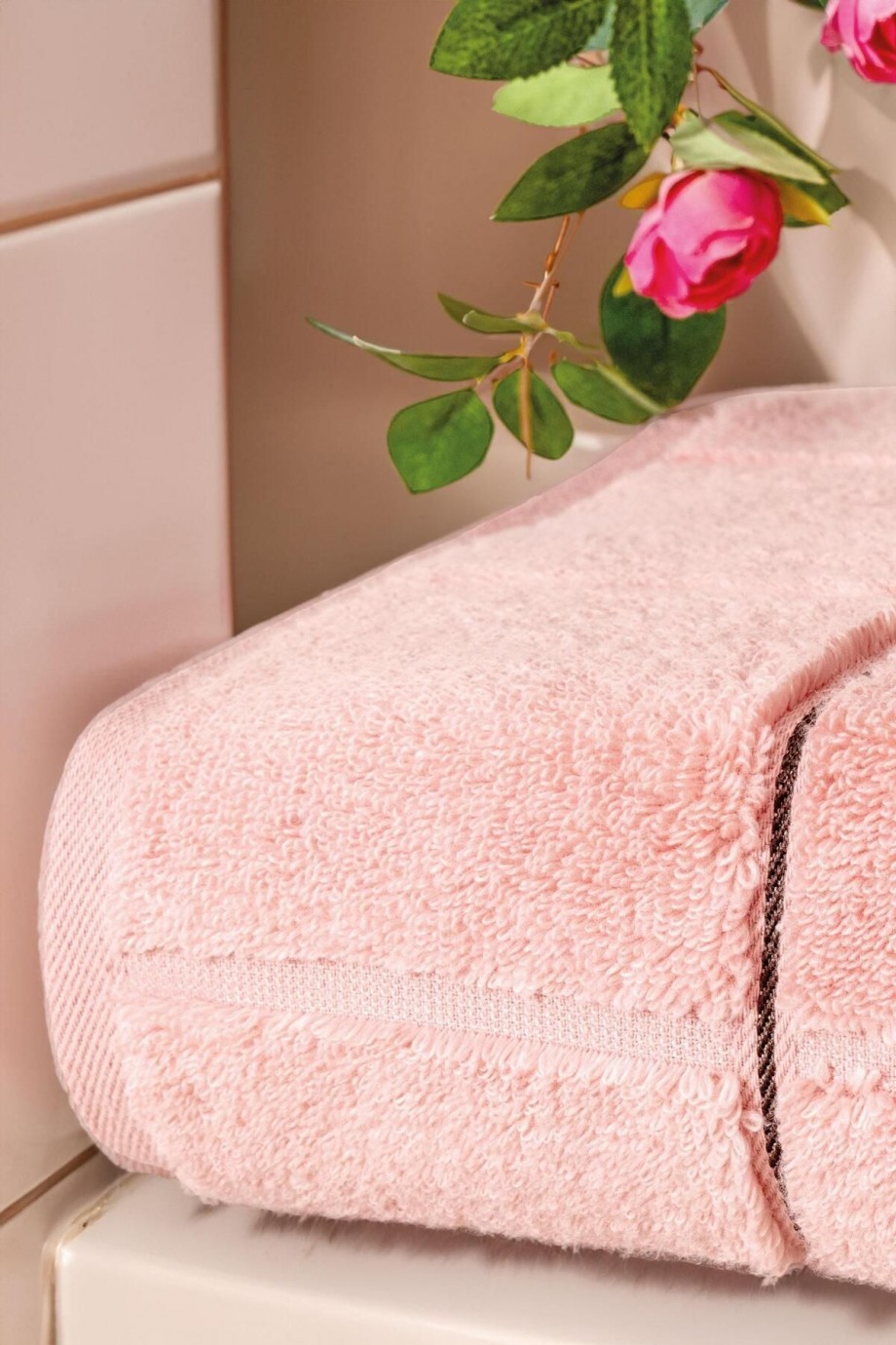 Kare Micro Cotton Banyo Havlusu 90x150cm Kare Micro Cotton Banyo Havlusu 90x150cm